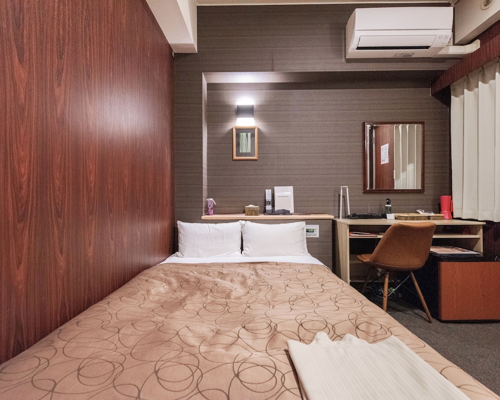 hotel relief kokura station
