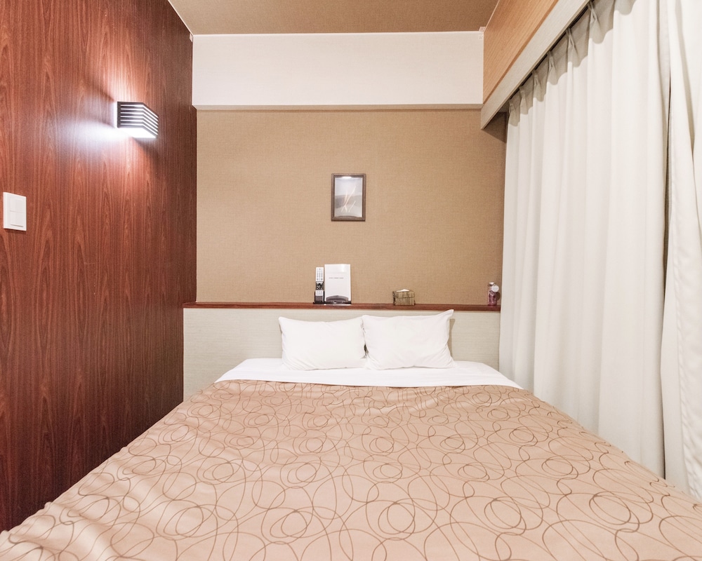 hotel relief kokura station