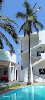 Malindi Pearl Hotel,,3 star