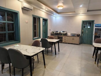 jun yue gra lagos hotel
