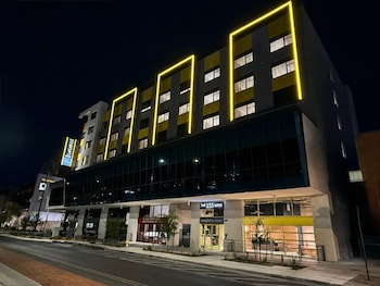 The 233 Suites Unscripted By Hyatt,,2 star