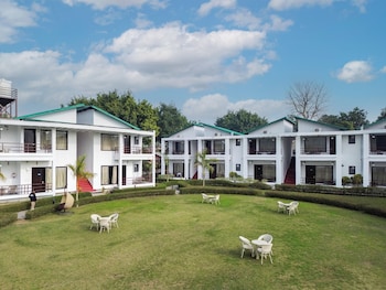 baris resort corbett