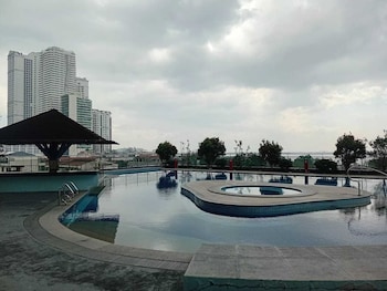 manila bay view mansion malate by carnivale inn