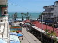 the beach cha am guest house