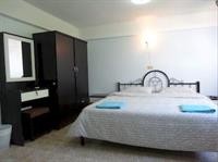 the beach cha am guest house