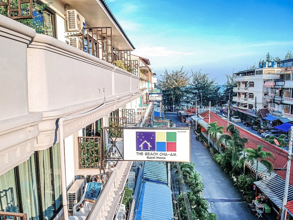 the beach cha am guest house