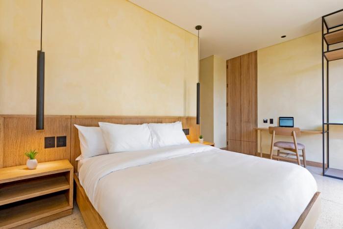 hotel iconik