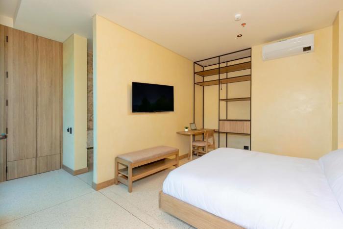 hotel iconik