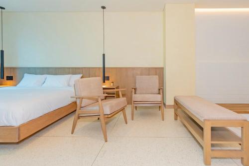 hotel iconik