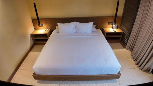 hotel iconik