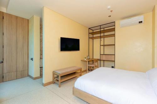 hotel iconik