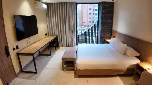 hotel iconik