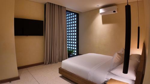 hotel iconik