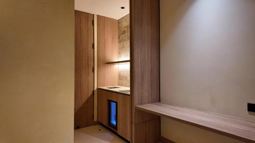 hotel iconik