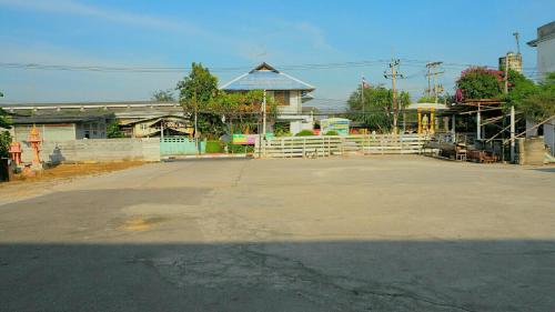charinsup hotel