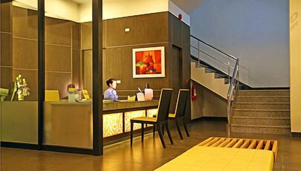 baan saikao plaza hotel and service apartment