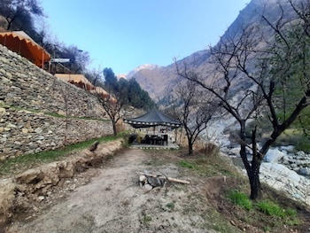 ronak happy stay river side camping