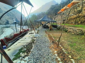 ronak happy stay river side camping