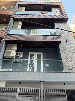 fortune home service apartment 3bhk e 69