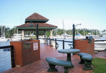 waterfront accomodation