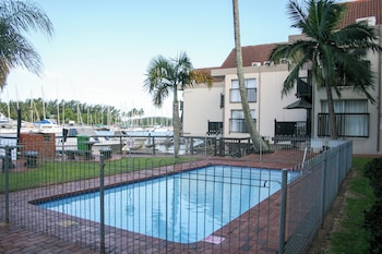 Waterfront Accomodation,,3 star