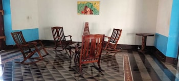 hostal harvest house