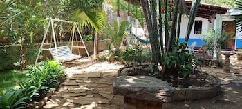 hostal harvest house