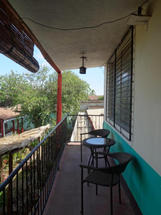 hostal harvest house
