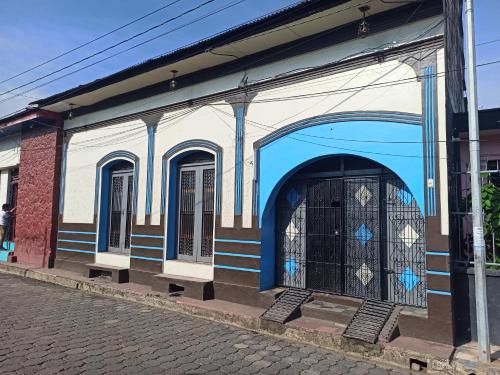 hostal harvest house