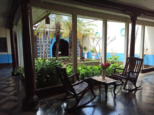 hostal harvest house
