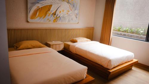 miracle hotel cianjur