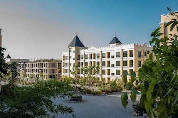 The Castle Khao Yai Hotel,,2 star