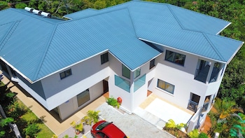 sren self catering apartment