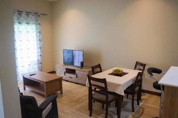 sren self catering apartment