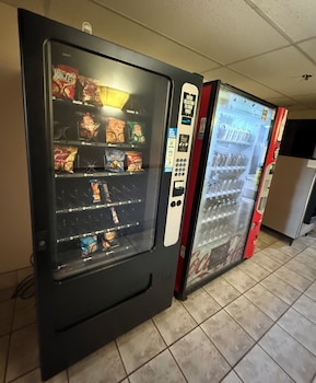dodgeville inn and suites