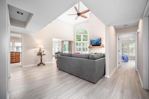 The Cozy Cottage - 10 Min From Unc,,3 star