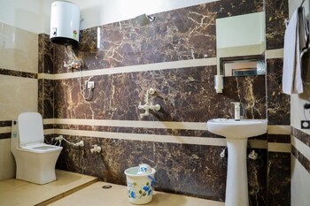 hotel luxury palace vrindavan