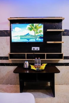 hotel luxury palace vrindavan