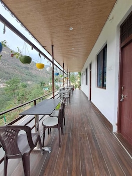kedar chaukhamba homestay