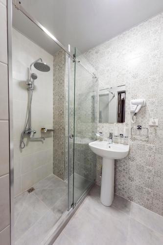 centrum hotel tashkent