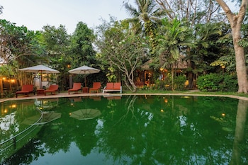 Kampung Kamboja,,3 star