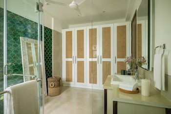 tbk villa assagao elegance