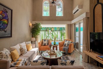 tbk villa assagao elegance