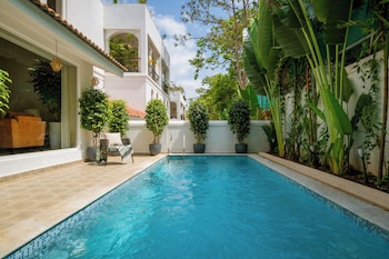 tbk villa assagao elegance