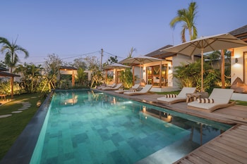 Ehoa Nyanyi Beach Boutique Hotel,,4 star