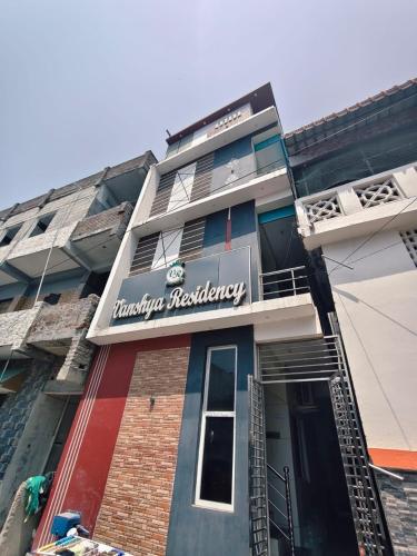 Nnp Holidays Stays,,2 star