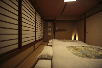 Gion - Kinpyo,Kyoto>>Higashiyama Ward,5 star