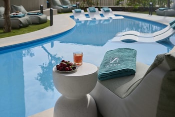 Zeus Piraeus Grand,,0 star