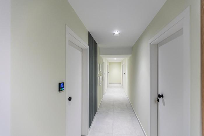 ernest suites psiri
