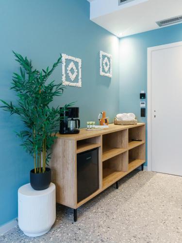 ernest suites psiri